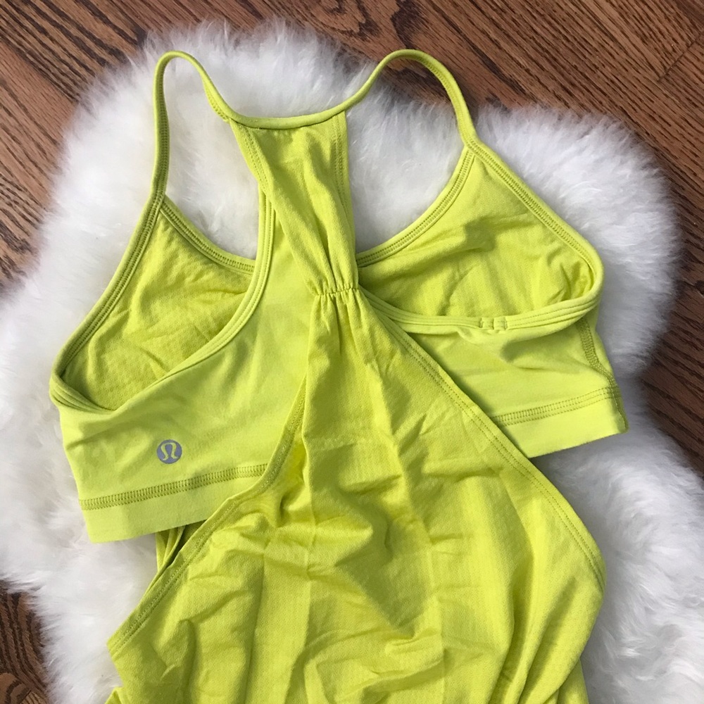 🍋 LULULEMON “No Limits” tank
